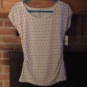 Women’s top. Size Medium